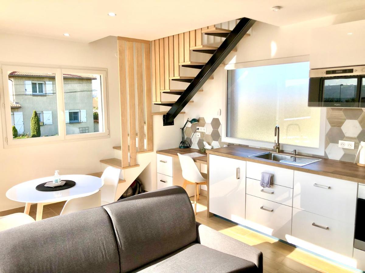 Suitetrails - La Parenthèse Balnéo T2 Cosy de 40m² avec terrasse