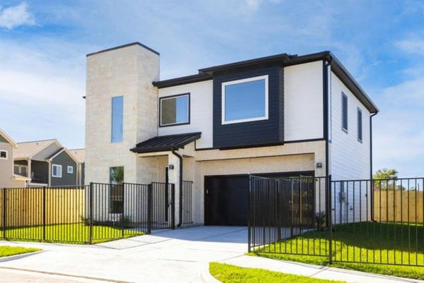 Cute Cozy house close to major sporting events and restaurants - Housity