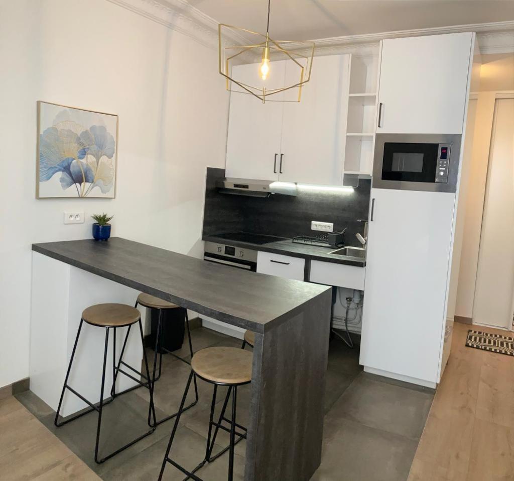 Kremlin Cosy - Housity