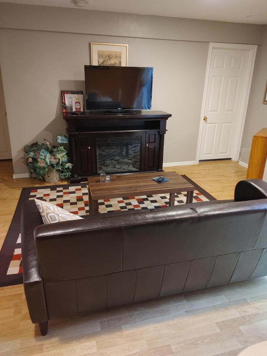 Cozy 2 Bedrooms place in the best area of Oshawa - Housity