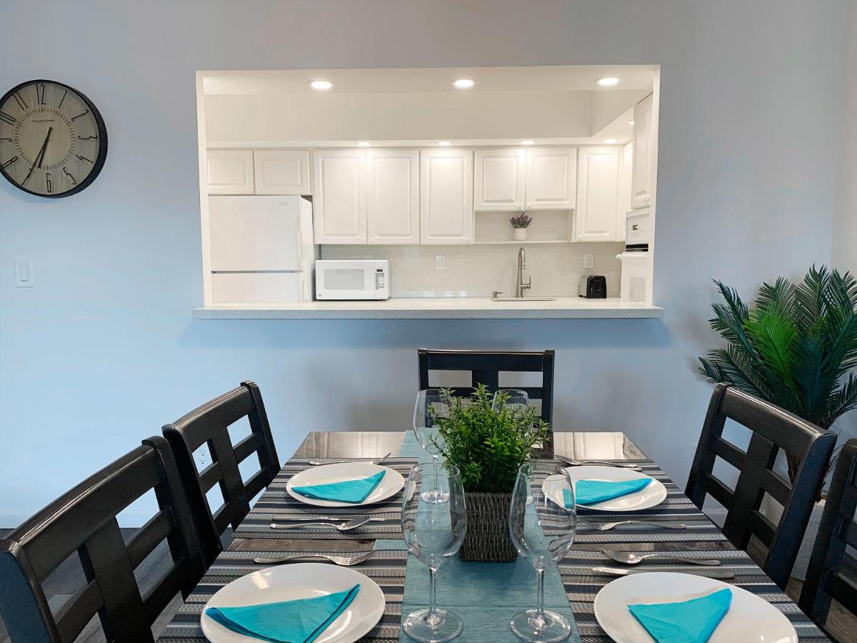 Suitetrails - Beach Apartment at Condo-hotel