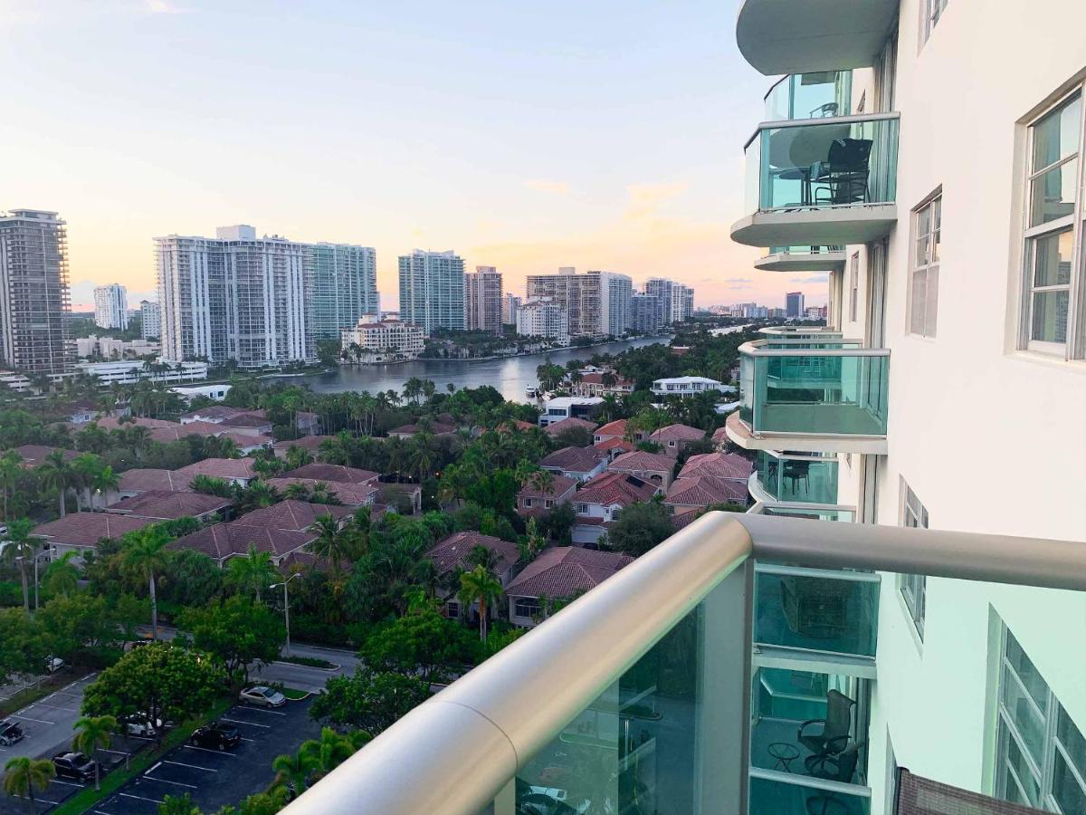 Suitetrails - Beach Apartment at Condo-hotel