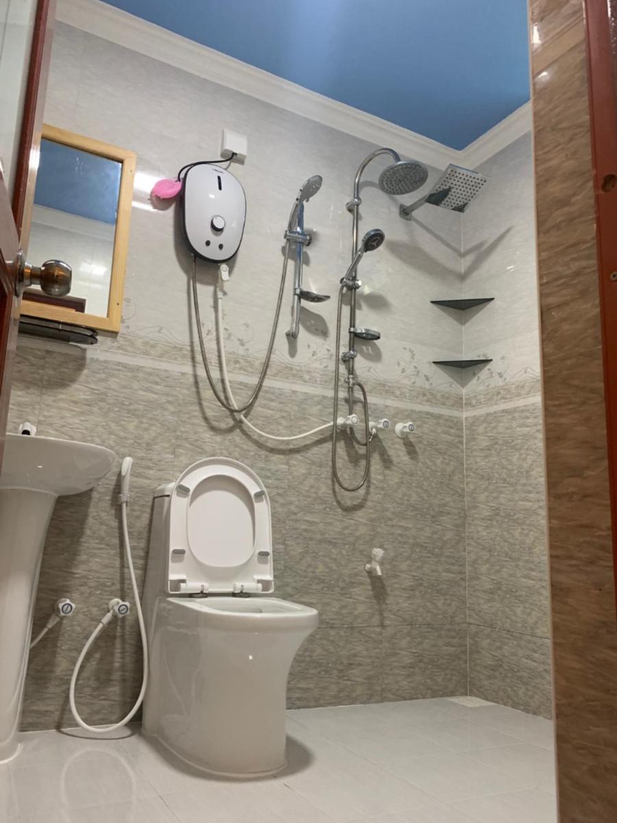 Ocean Waves Inn - Housity