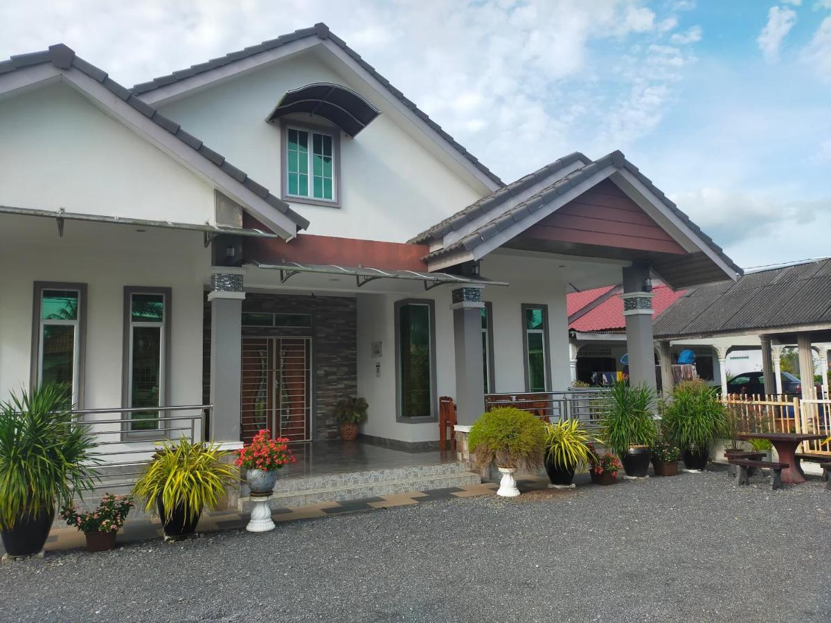 OYO Home 90388 Homestay Masha - Housity