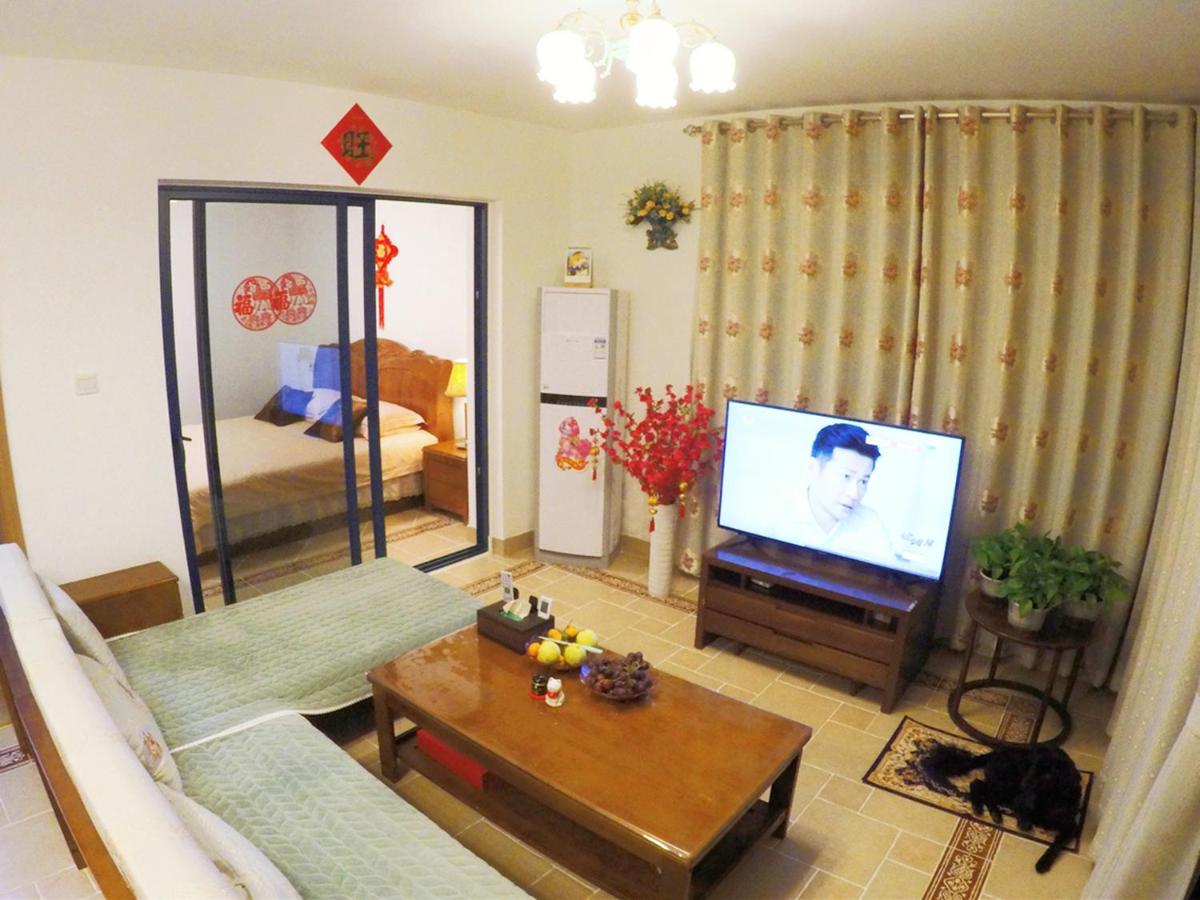 Mu mu de jia shuang yue wan hai jing min su - Housity
