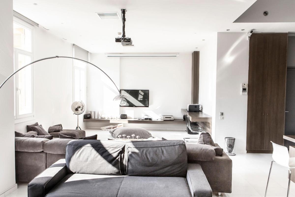 Azelia Suites - Acropolis View - Housity