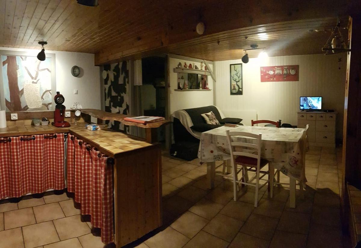 Le Reposion - Housity