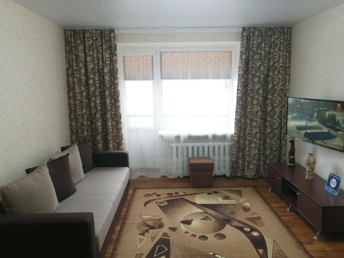 na Komsomolskoy - Housity