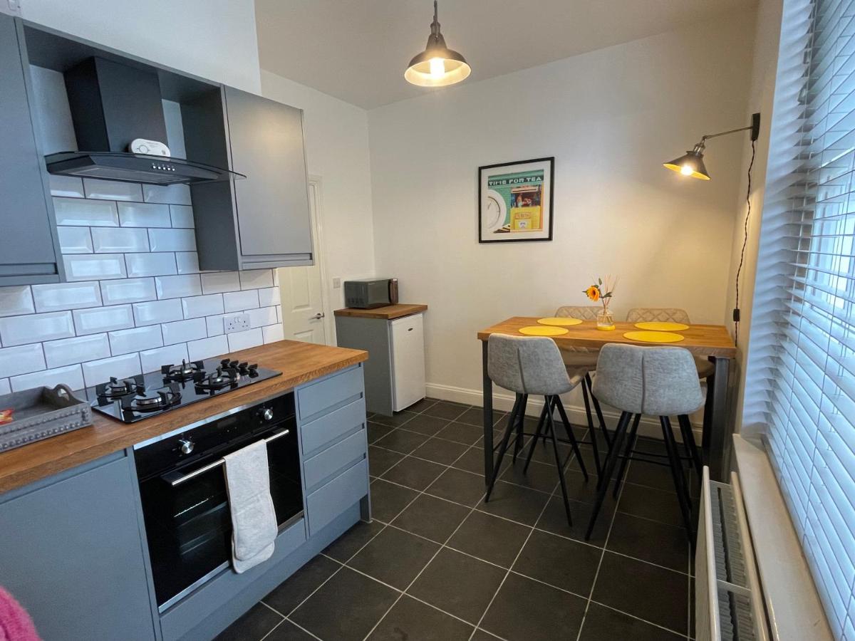 Beautiful Georgian Duplex - Housity