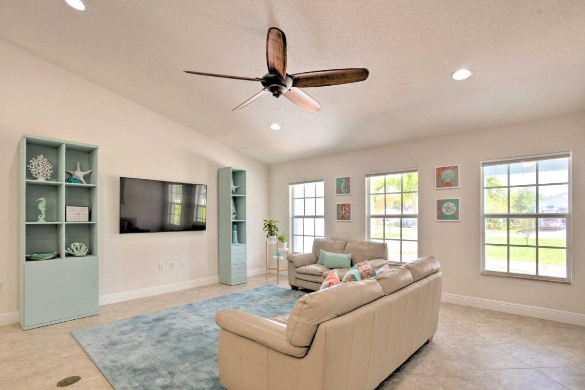 Island Beach House Private Pool and Steps to Ocean! - Housity