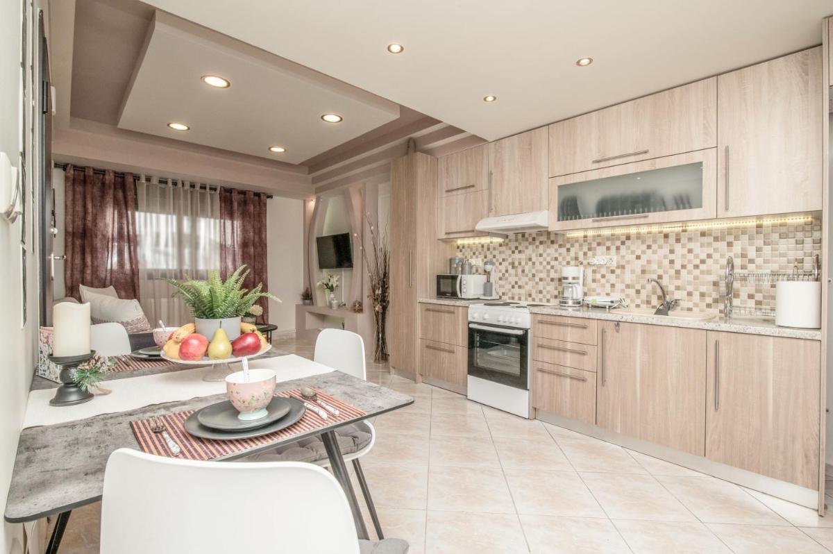 'The Ivory' House Project In Athens - Housity