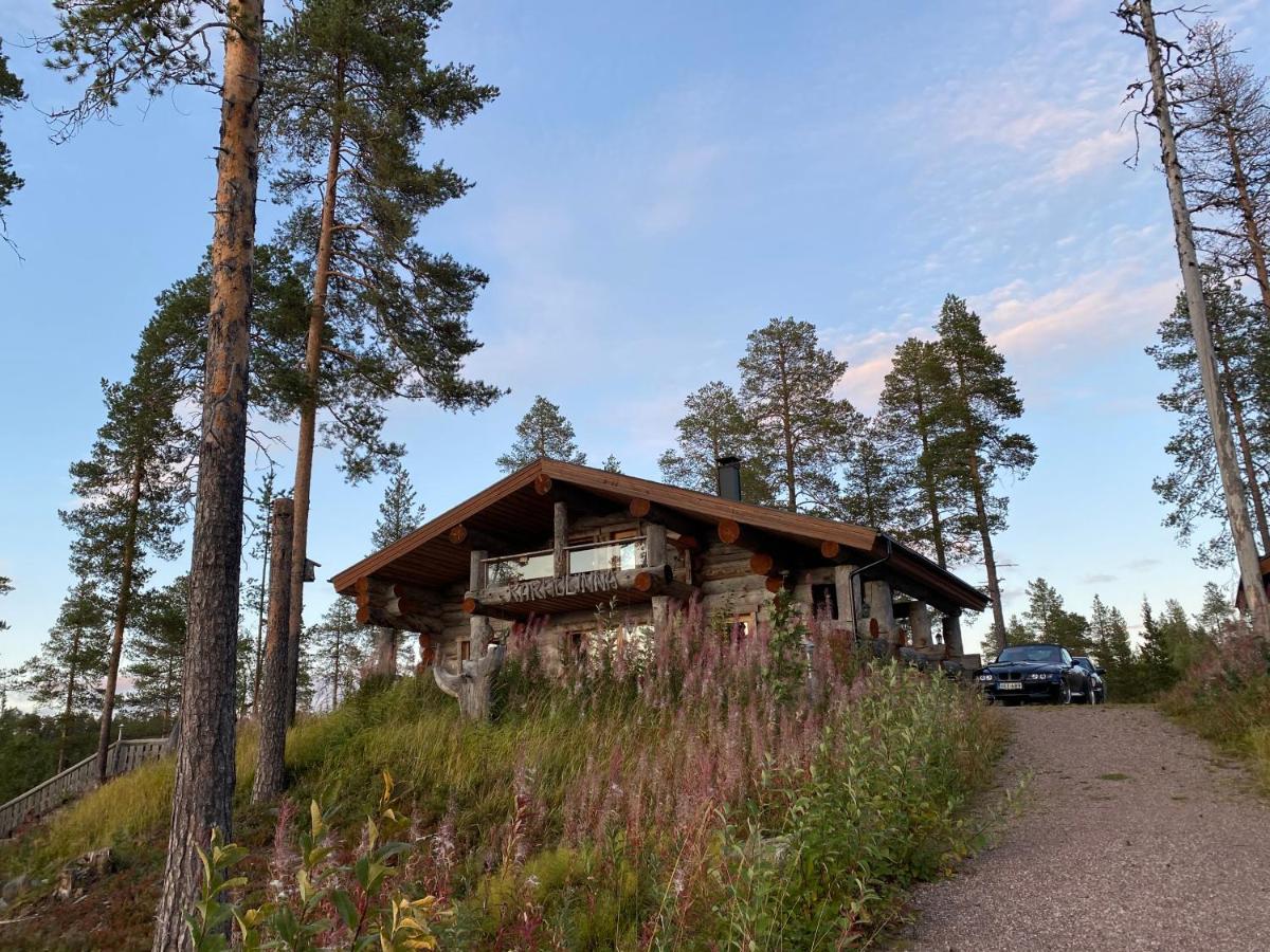 Spectacular Rural Log House with 2 Saunas next to a beautiful lake - Housity
