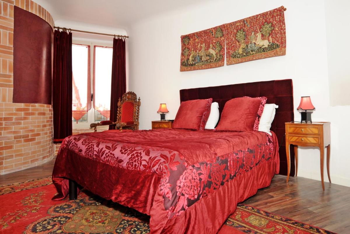Hotel La Tour - Housity