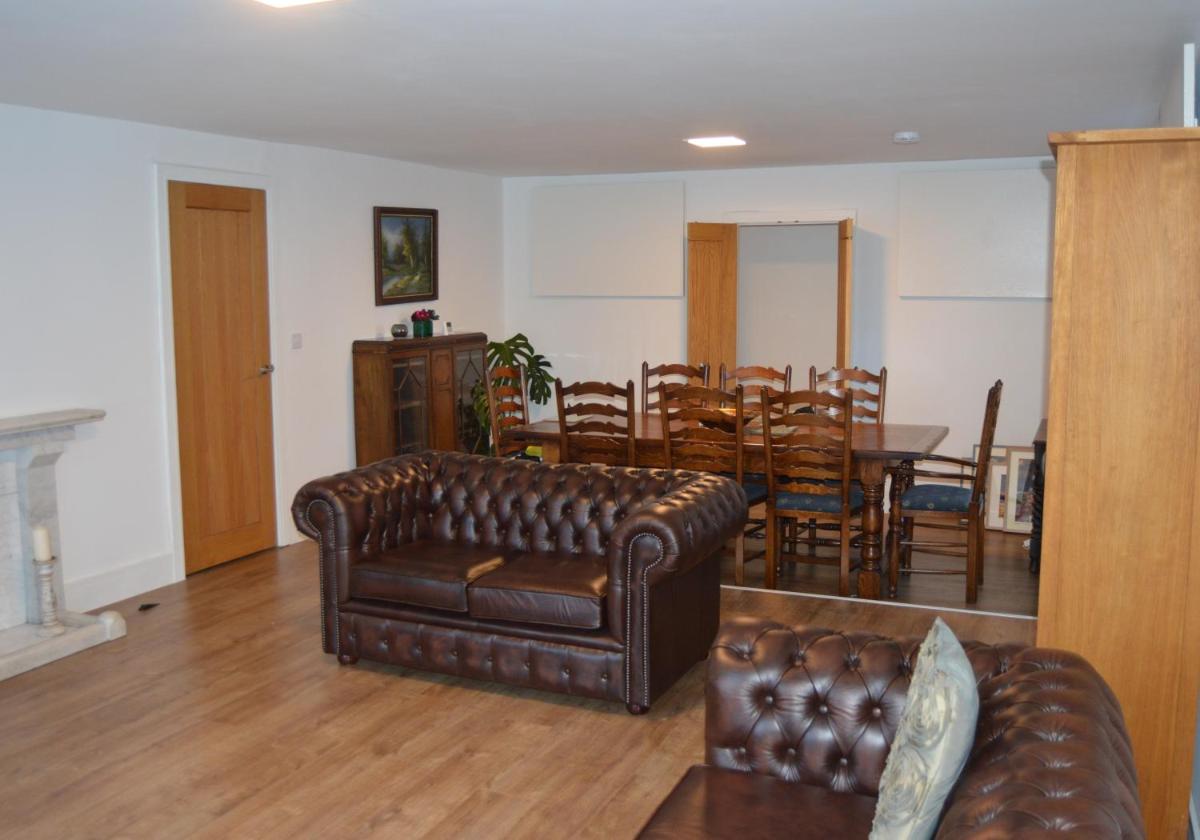 Briarwood House Glanton - Housity