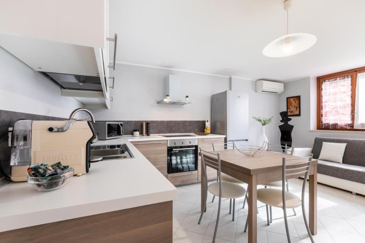 Palazzo Reale Cozy and Bright Apartment - Housity