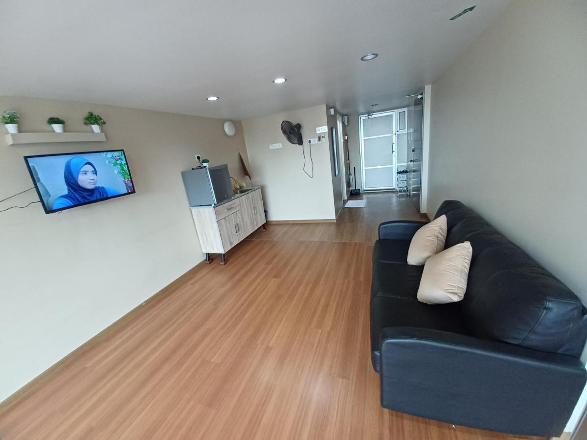Big big world at The CEO Studio Penang - Housity