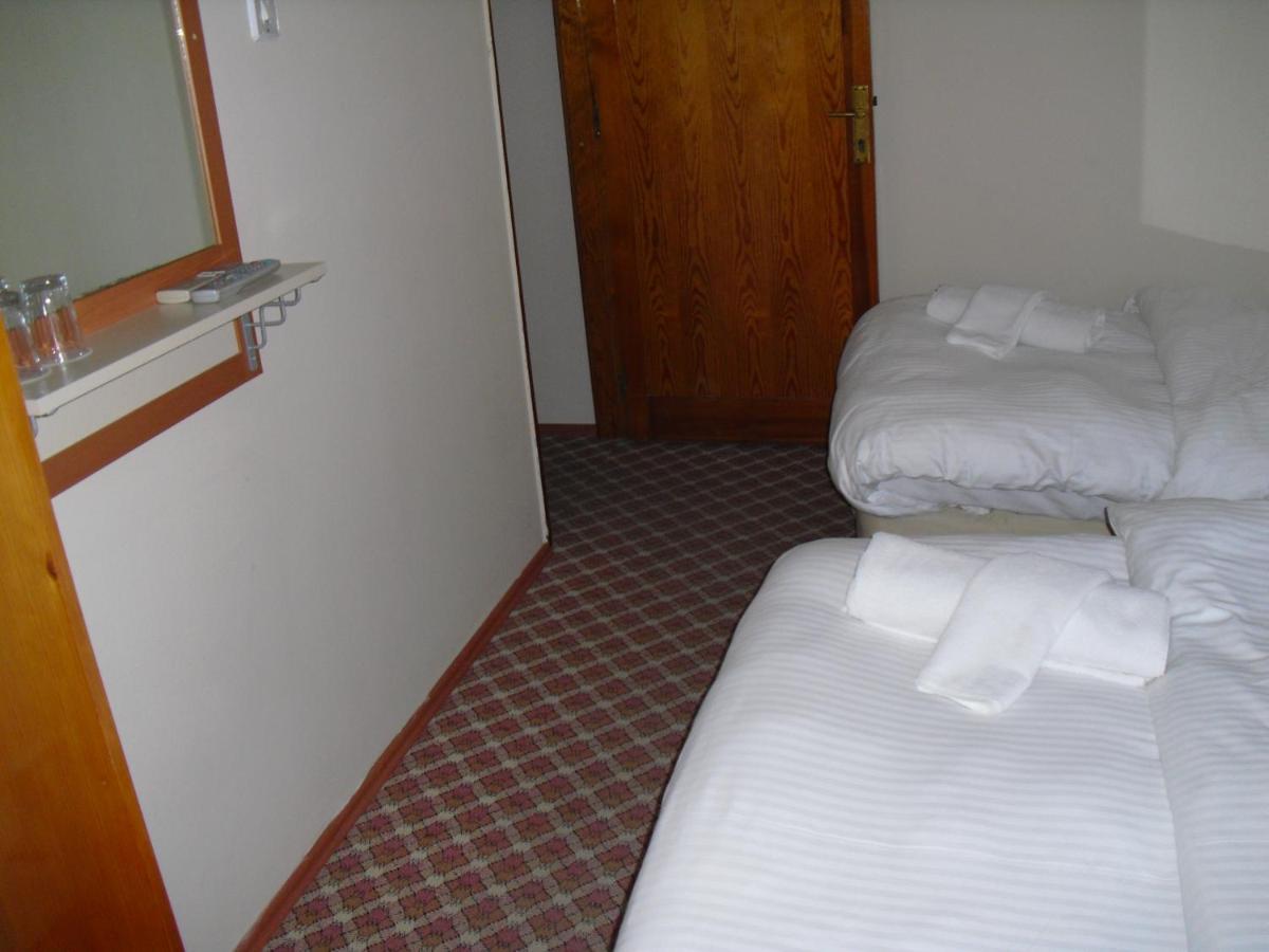 Kerman Hotel - Housity