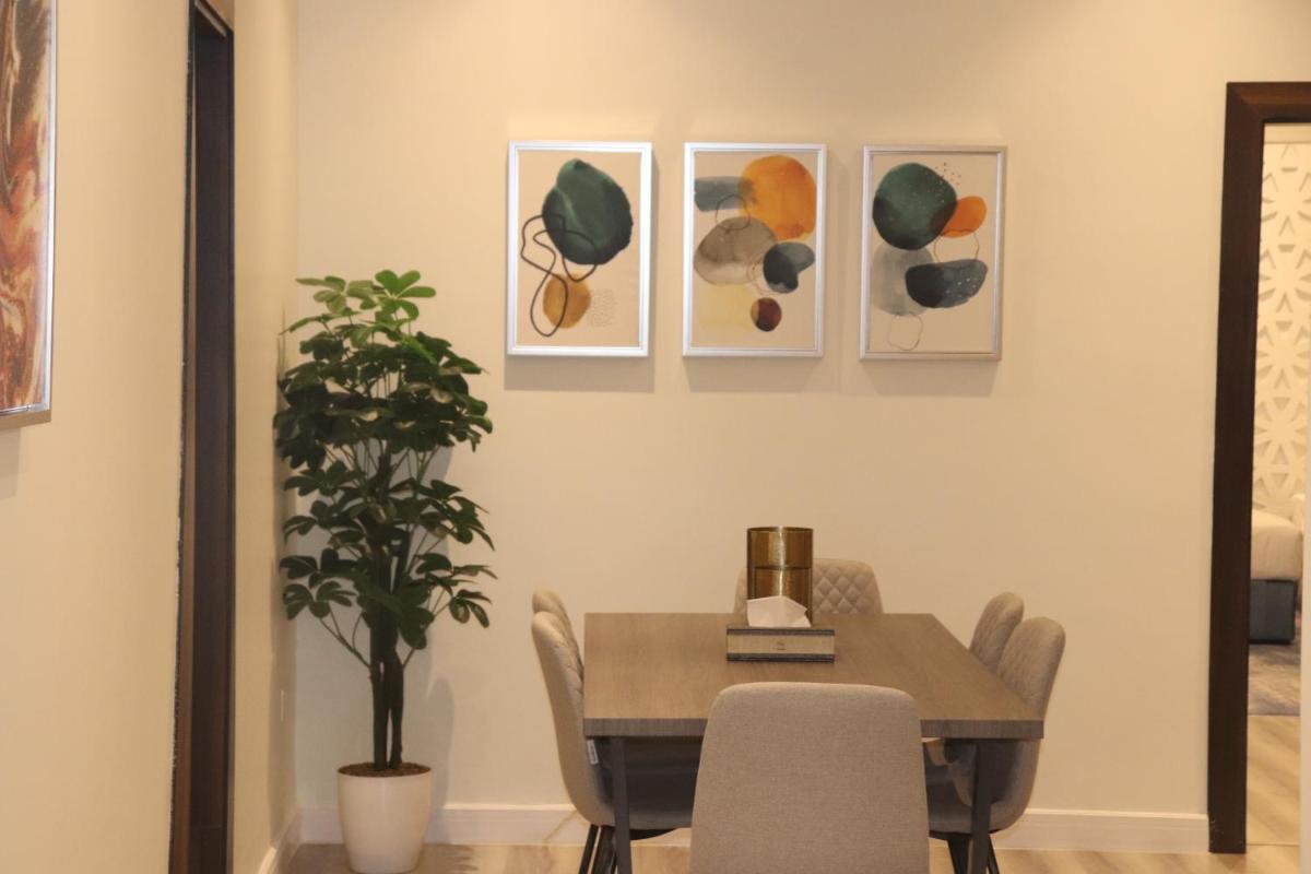 Thwary Hotel Suites - Housity