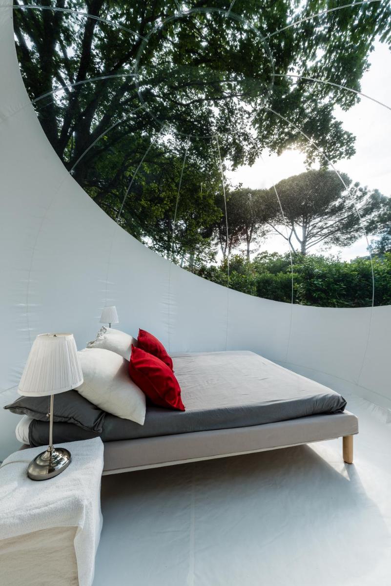Bubble Room Under The Tuscan Stars Bubble - Housity