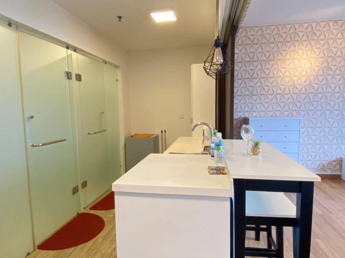 Zillion Cozy - Trefoil Setia Alam- Next to Setia City Mall & Convention Centre - Housity