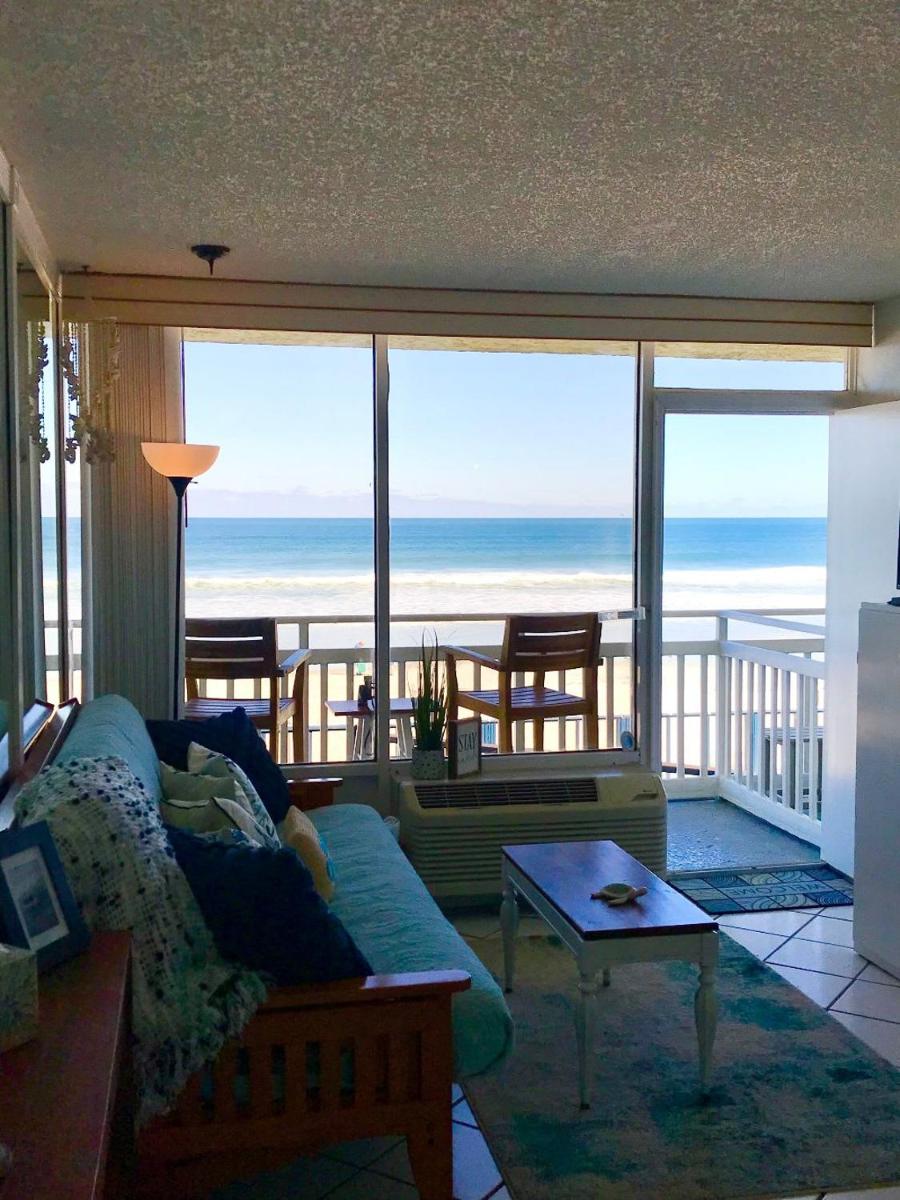 Beach Daze - Ocean front at Symphony Beach Club! - Housity