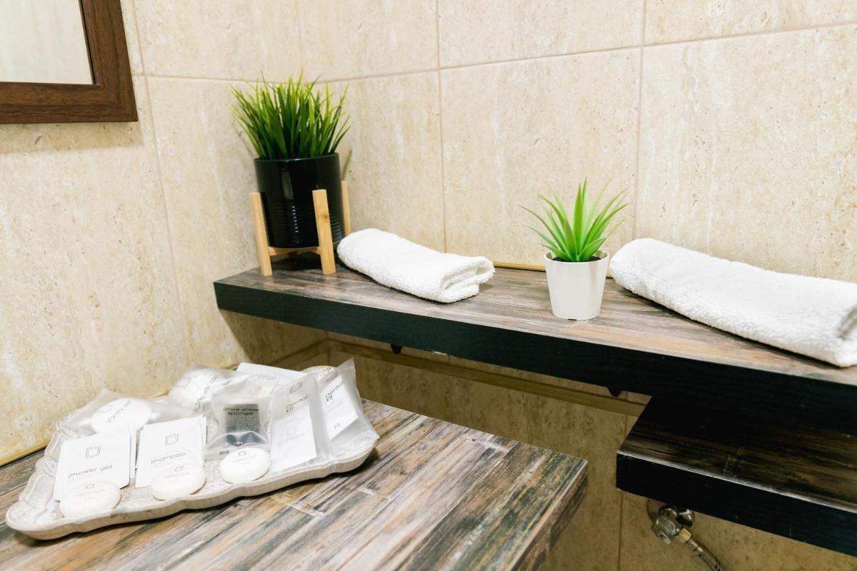 Chic Studio - Housity