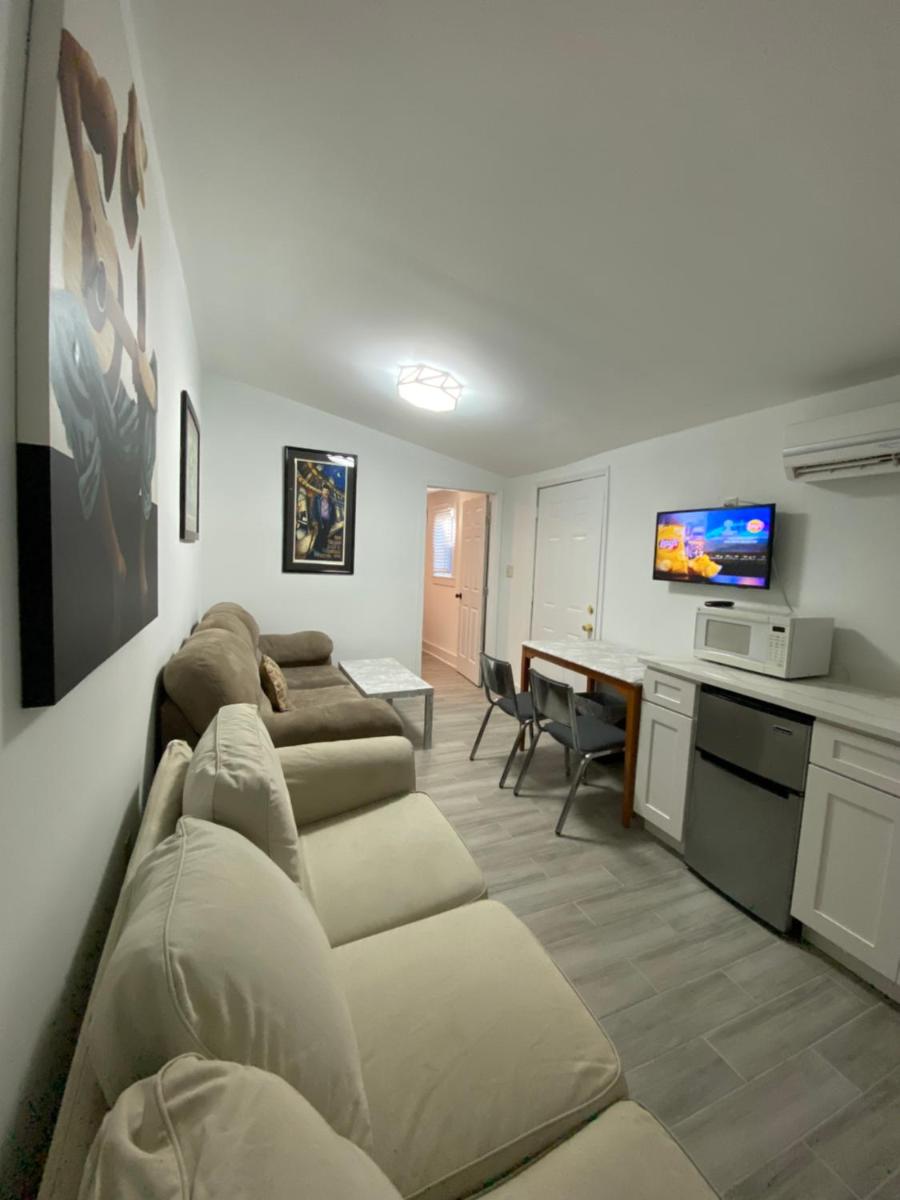 Antonine Apartment Upper Garden District - Housity