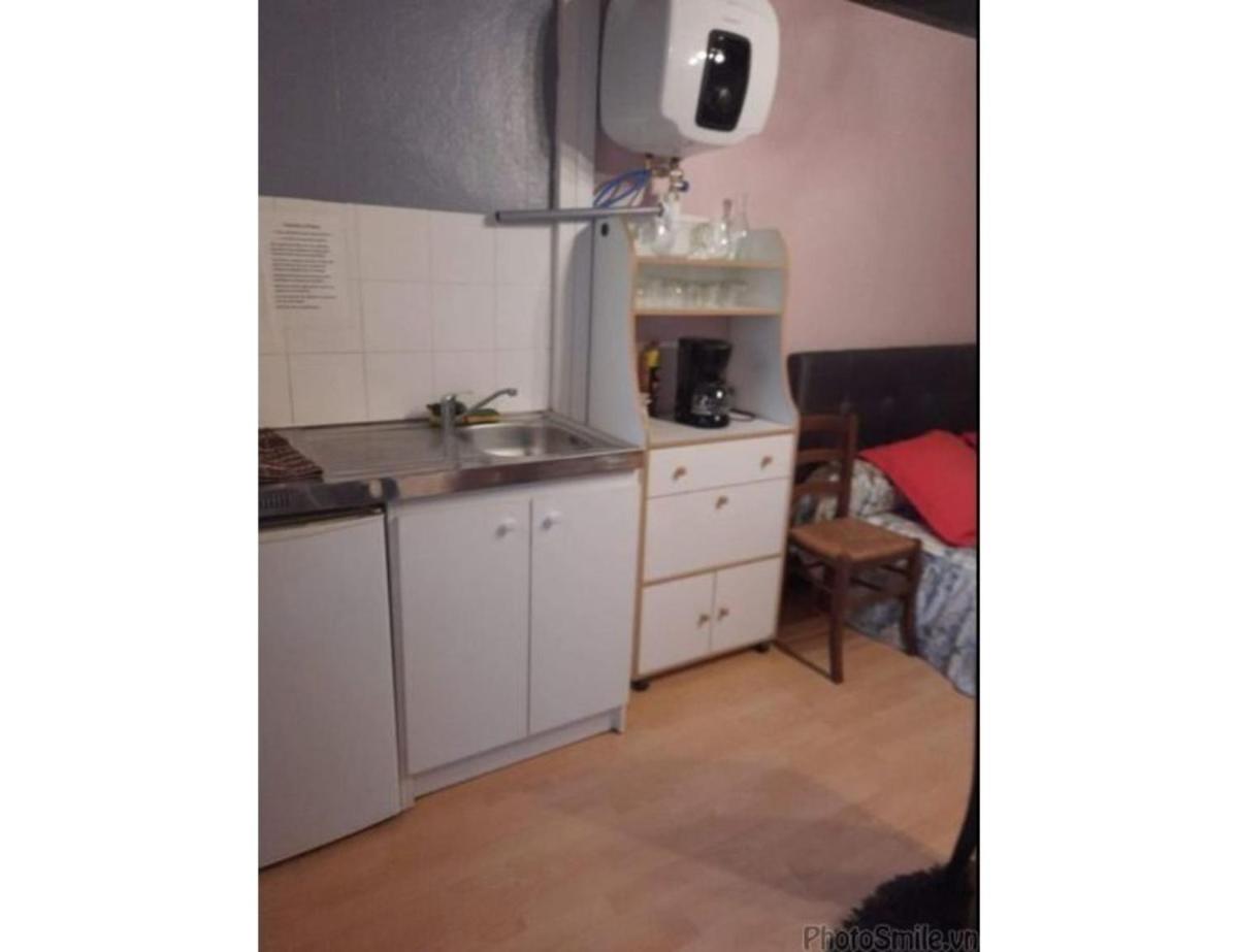Room in Apartment - Sci La Mijotiere pont des sable 47200 fourque sur Garonne - Housity
