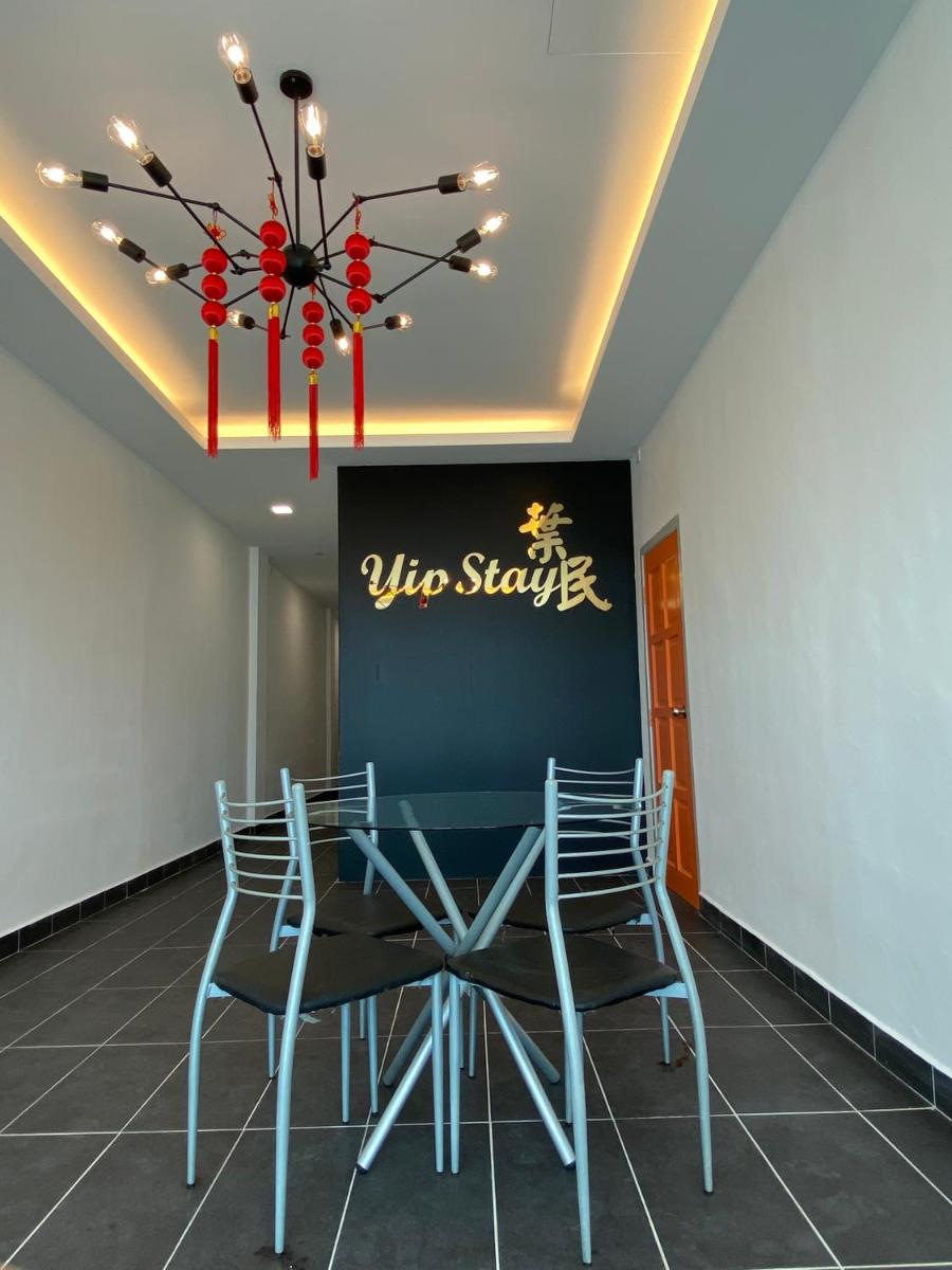 YipStay - Housity