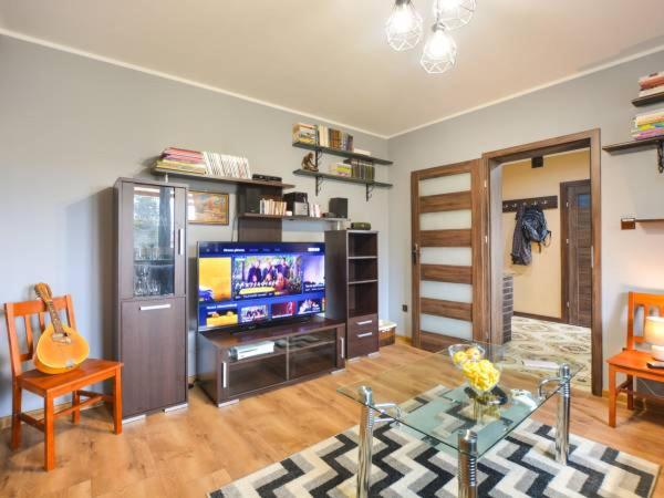 Apartament Folkowy Wujek pod Gromadzyniem - Hizvo
