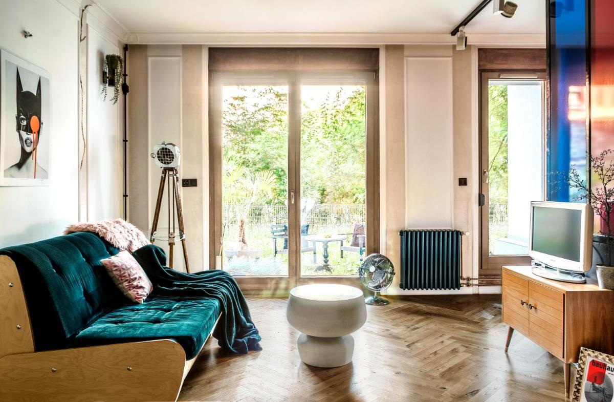 Apartament Wrocław Design free parking and Wi Fi - Hizvo