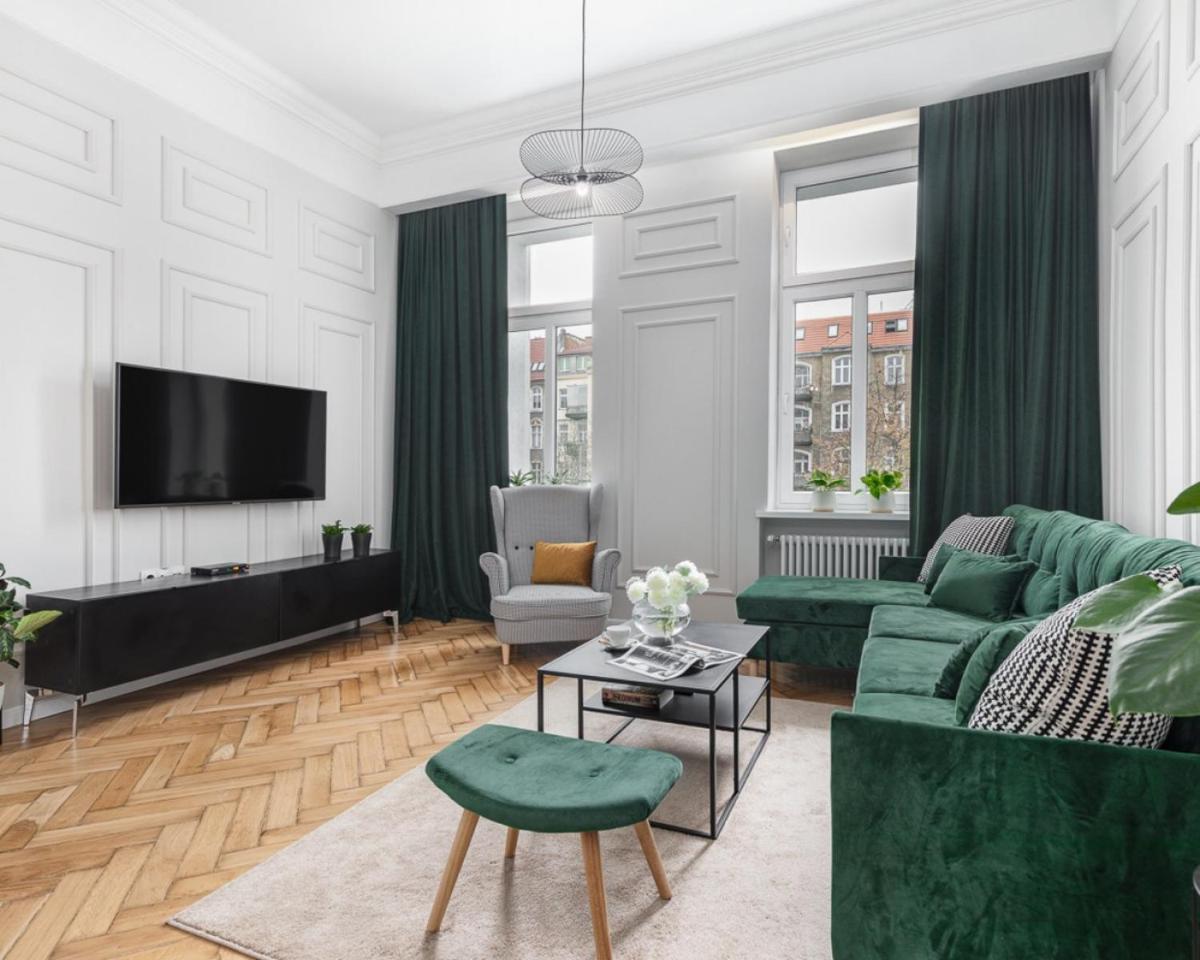 KAZIA Apartment in My Center - Housity