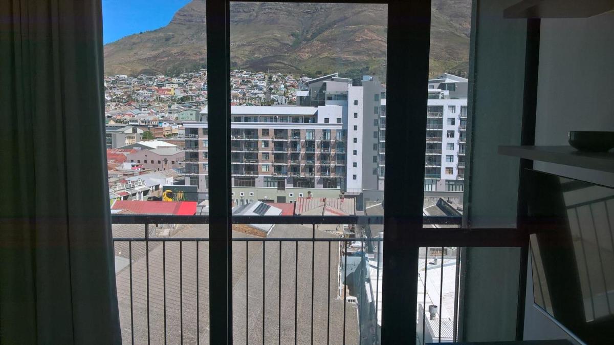 2 x Separate Studio Apartments - Housity