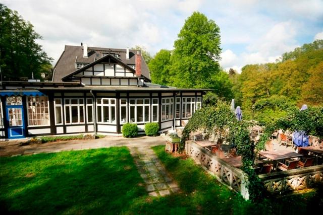 Hotel Waldesruh Am See - Housity