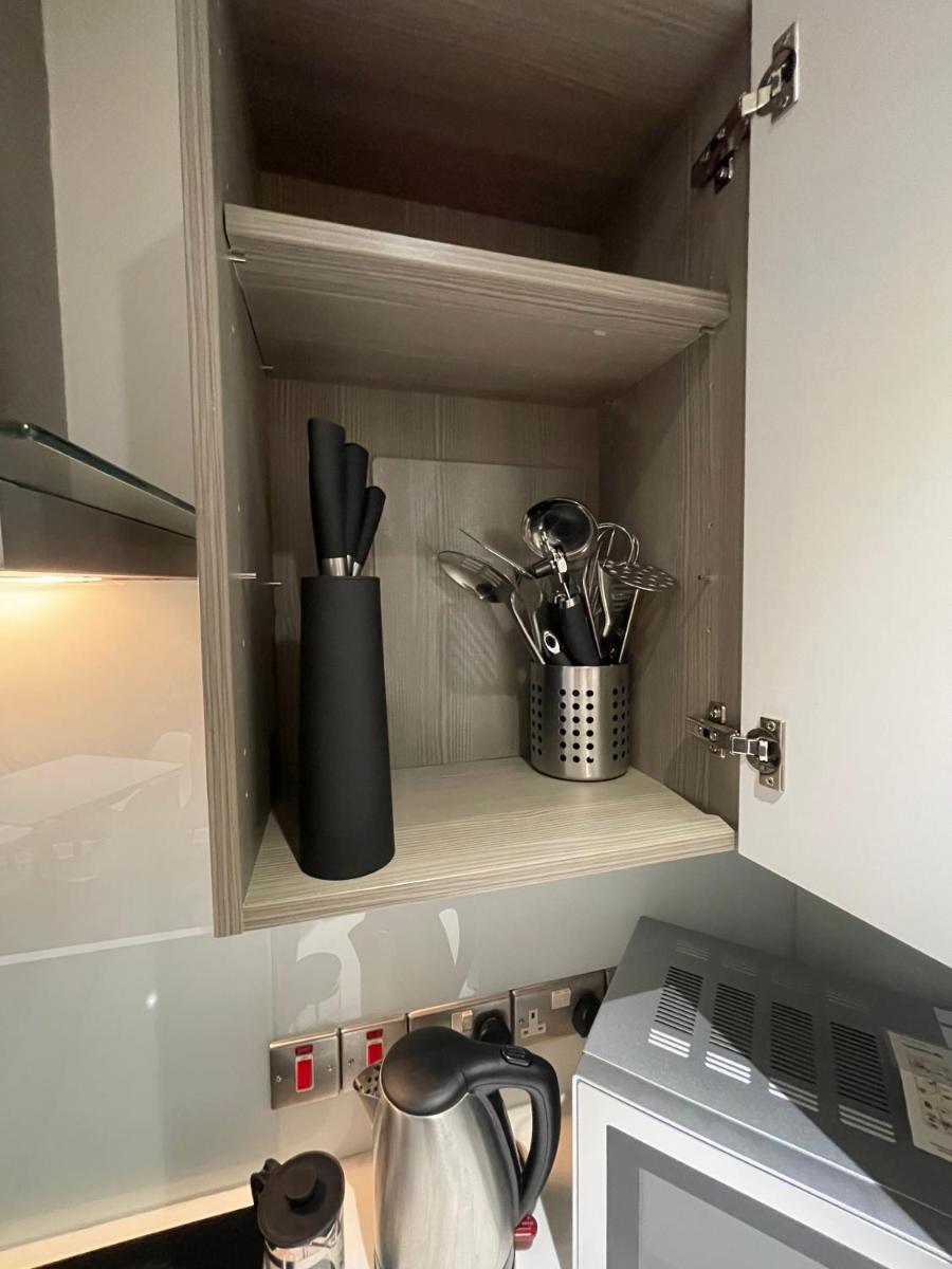 Quay Apartments Manchester - Housity