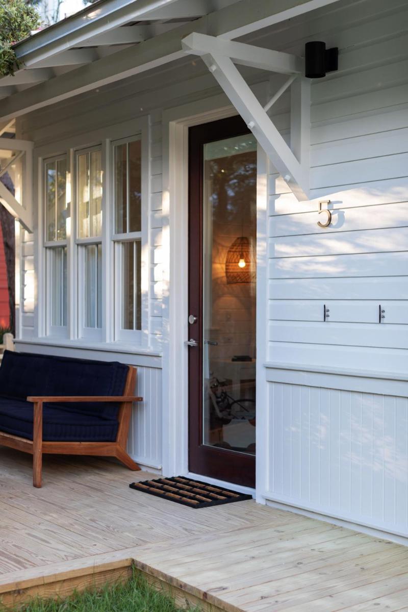 Garden Bungalow - Housity