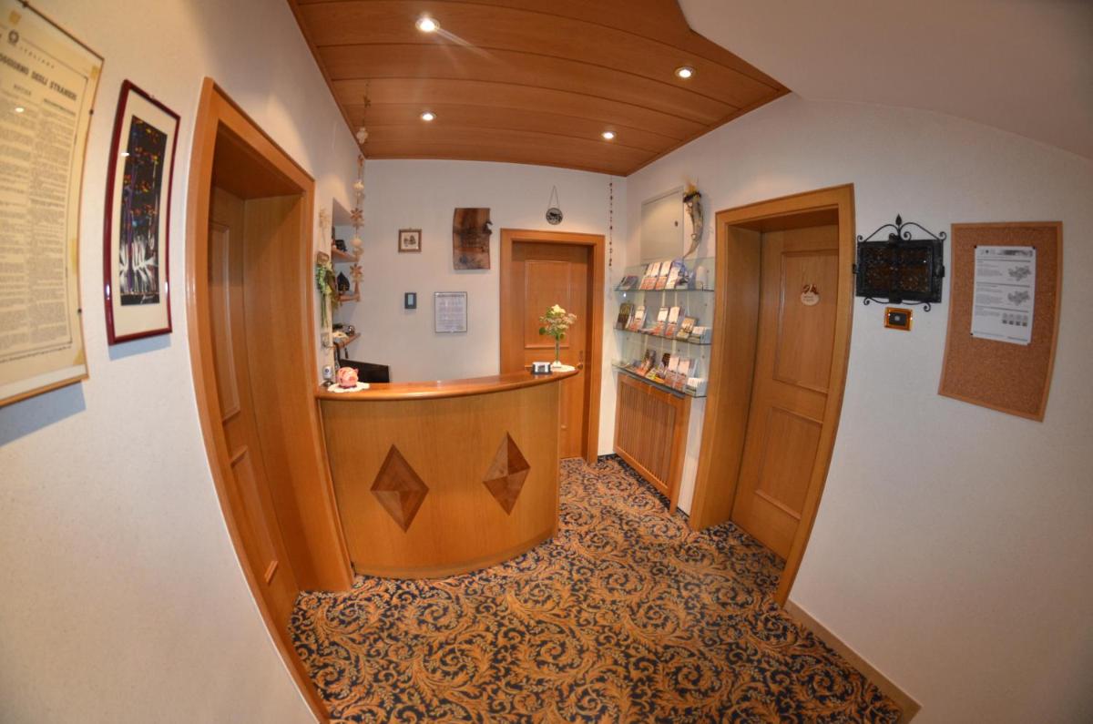 Garni Ossi - Housity