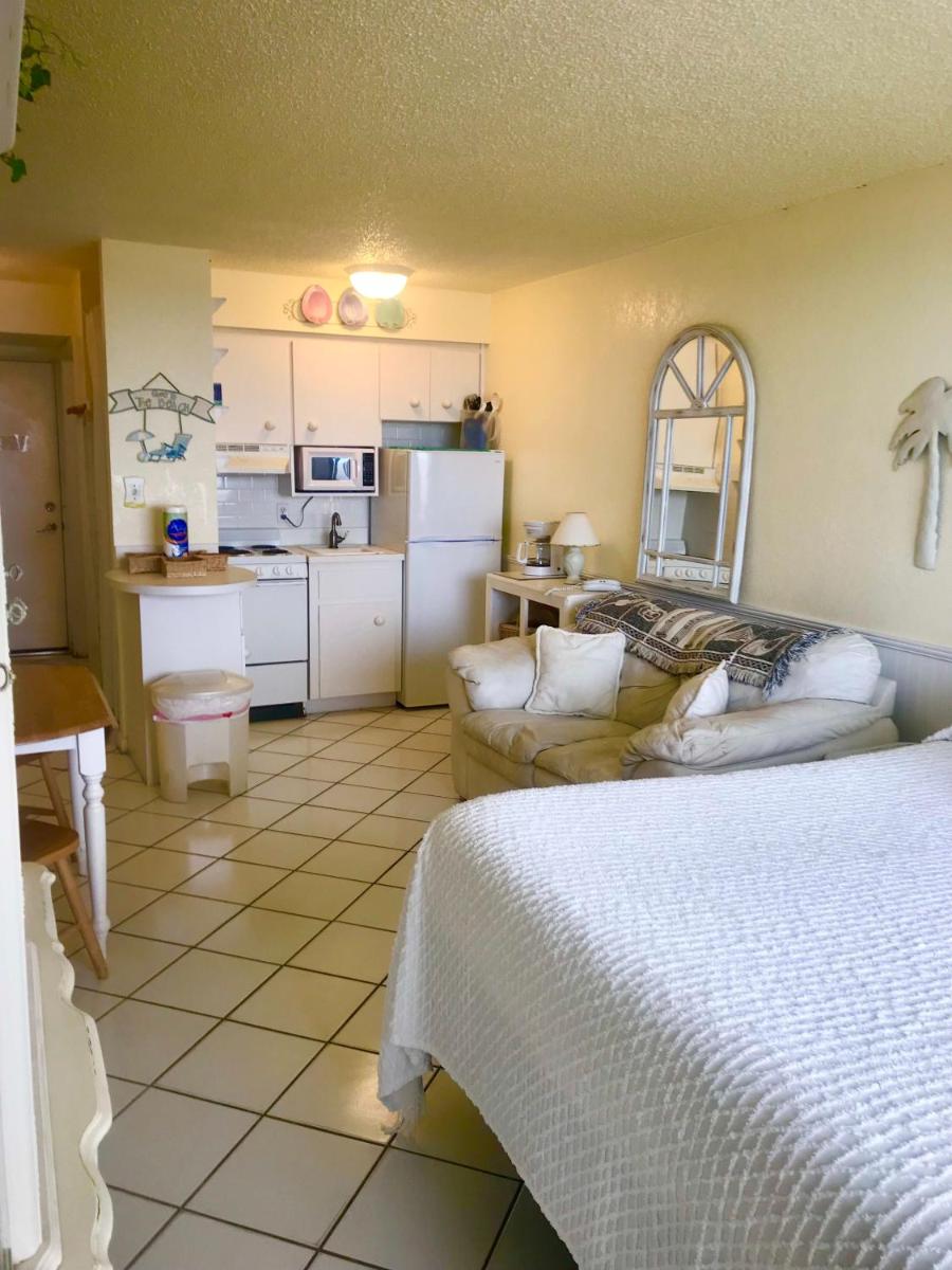 Ocean Waves - Ocean Front at Symphony Beach Club! - Housity
