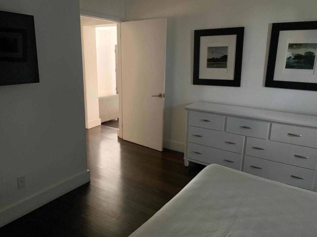 LINCOLN RD-MIAMI BEACH CHARMING VACATION STUDIO and 2 BR Apartments - Housity