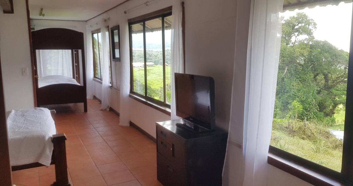 Casa Volcano Panoramic View - Housity