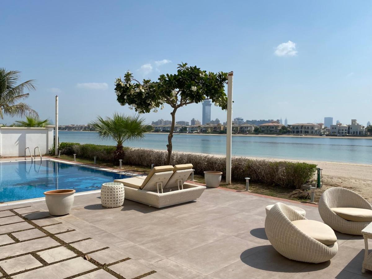 Palm Jumeirah Skyline - Housity