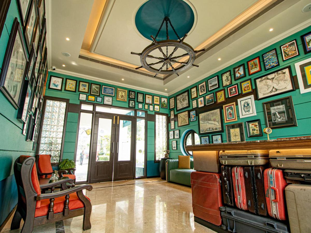 Polo Floatel Kolkata - Housity