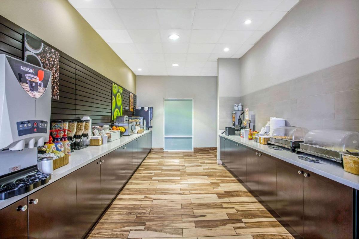 La Quinta by Wyndham Karnes City - Kenedy - Housity