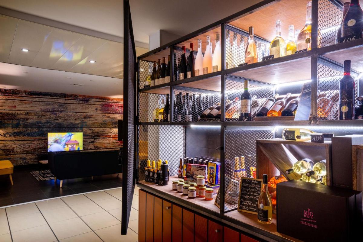 Best Western Plus Hotel Canet-Plage - Housity