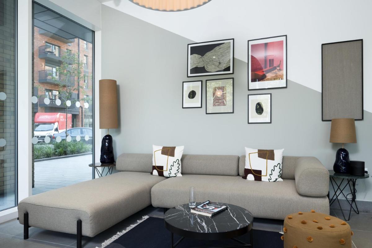 Modern Studios and Apartments at Barking Wharf in London - Housity