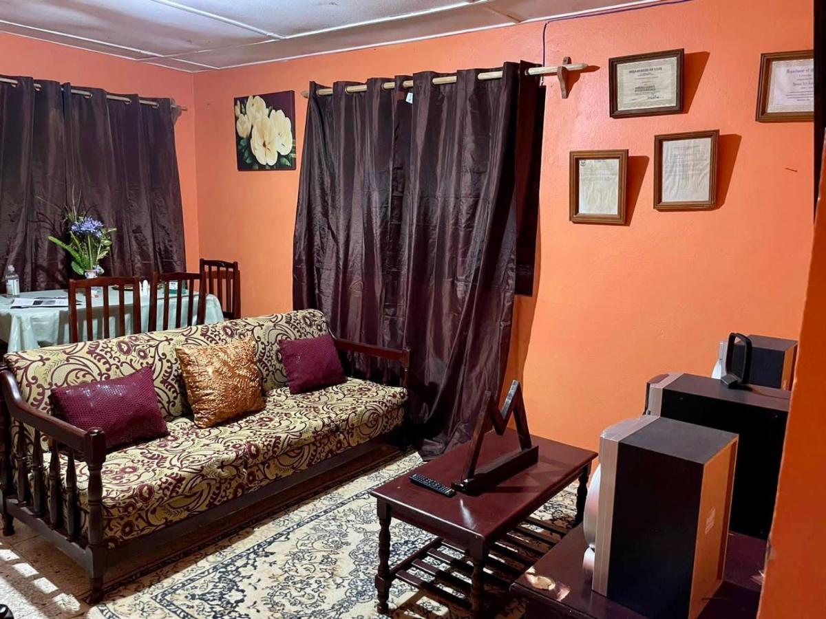 Blue Mountain Gem - Housity