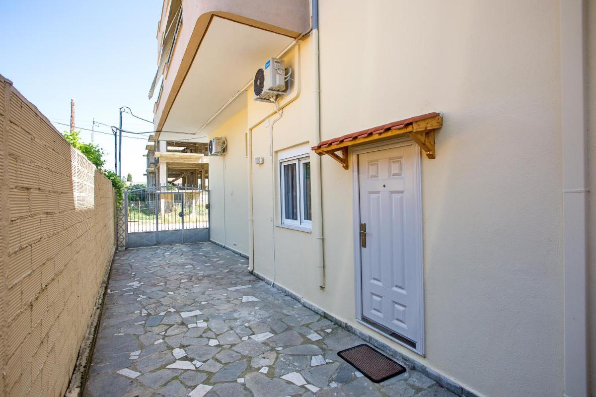 HAROULENA - Housity