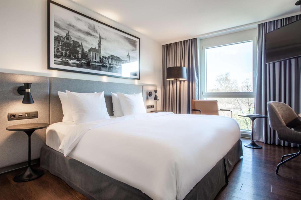 Radisson Hotel Zurich Airport - Housity