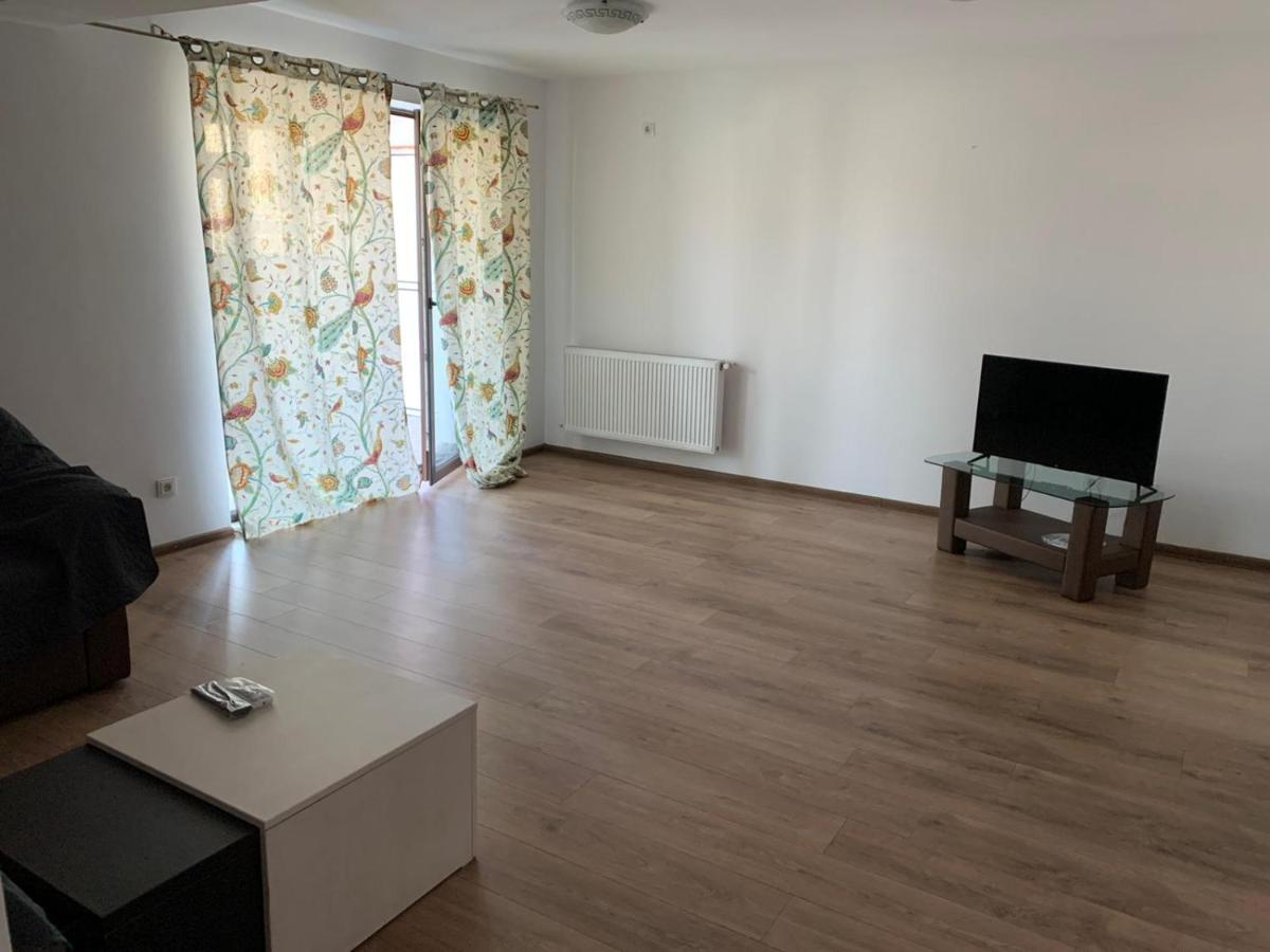 Apartamente deluxe / Imobiliare Garcea Titu - Housity