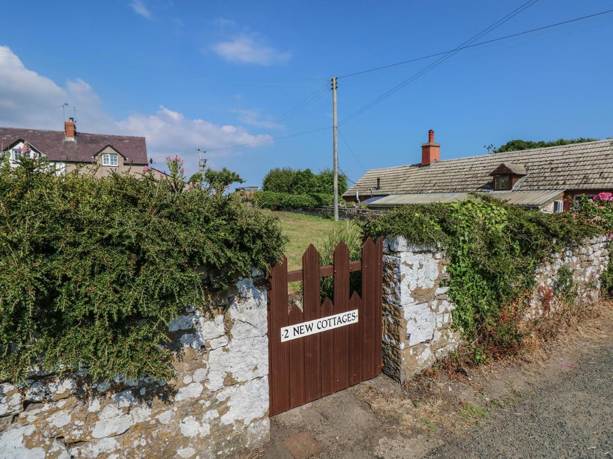 No 2 New Cottages - Housity